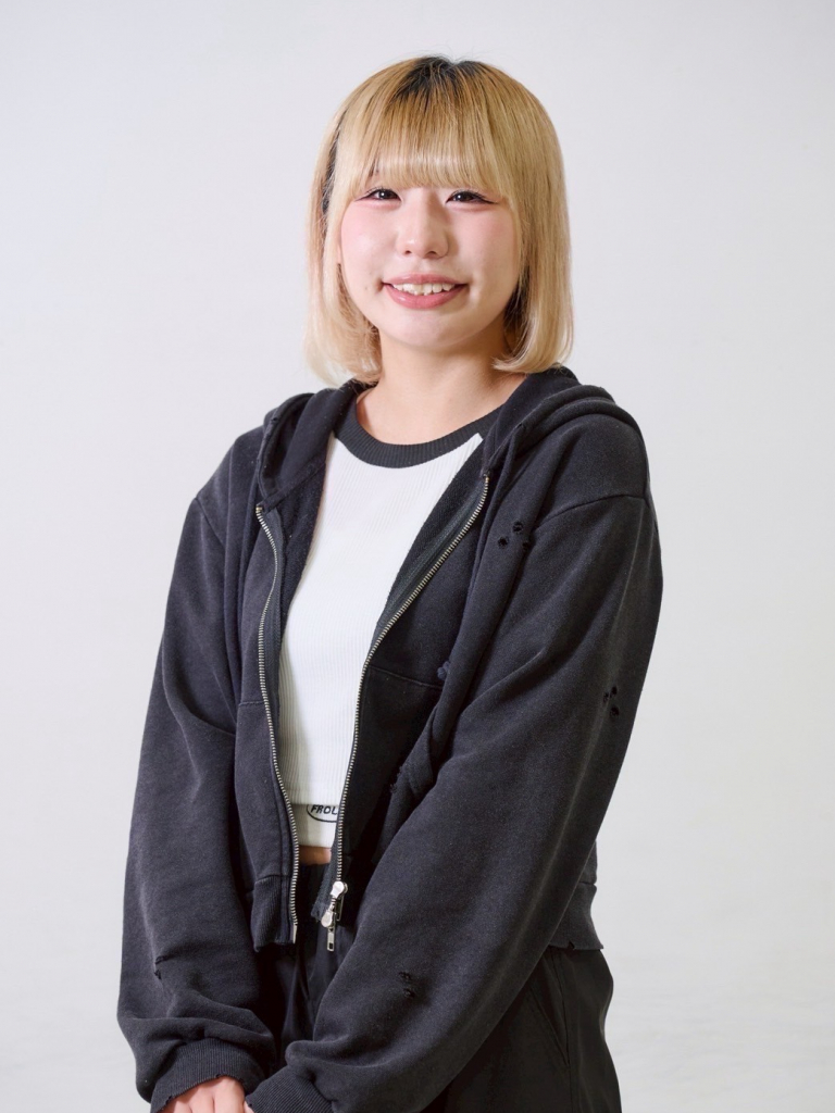 我我孫子にあるドライヘッドスパサロン「AVENIR ネイル&マツエク 我孫子店（シフクノウタタネ）」のスタッフ「荒井　あかり」